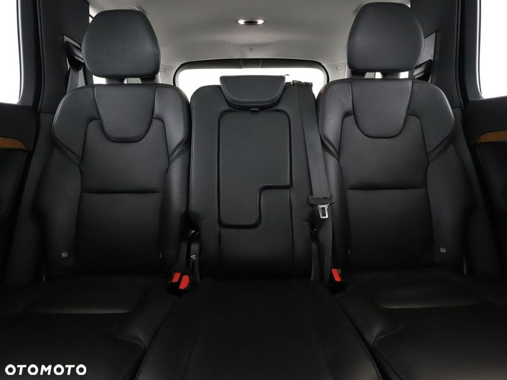 Volvo XC 90 B5 D AWD Inscription - 19