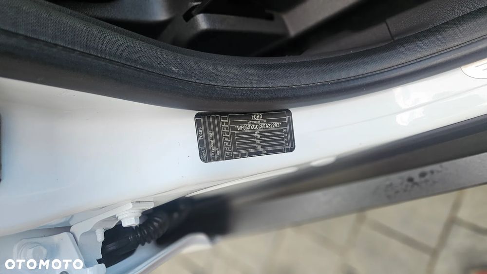 Ford Focus 1.0 EcoBoost Titanium - 14