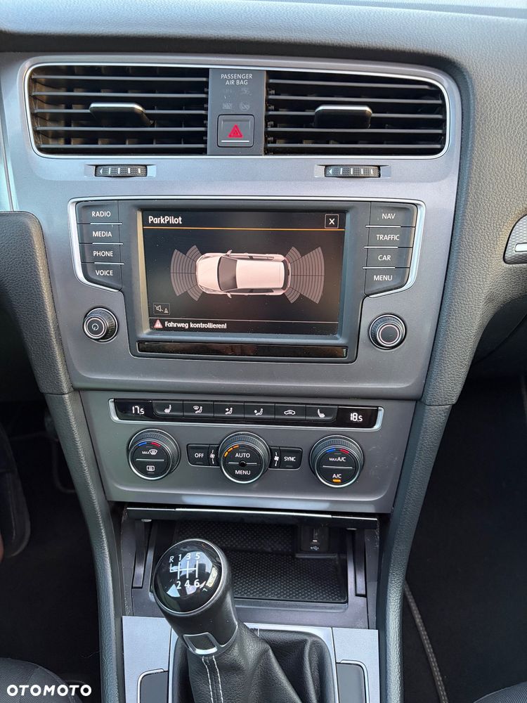 Volkswagen Golf 1.4 TSI ACT BlueMotion Technology Lounge - 30