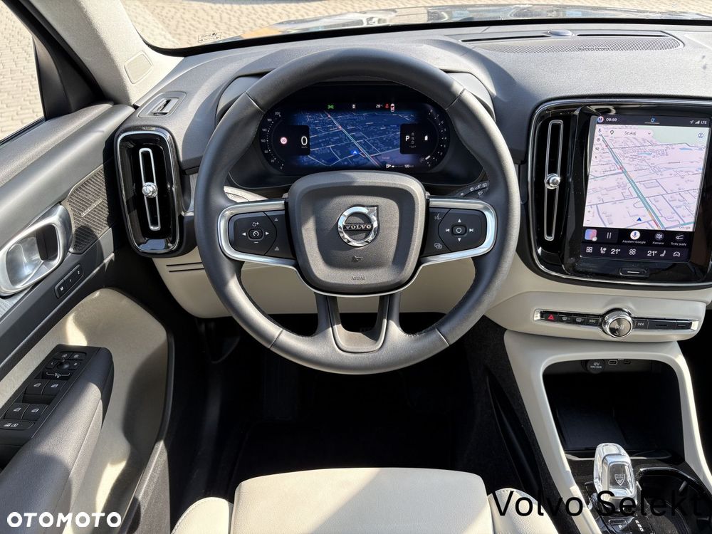 Volvo XC 40 - 23