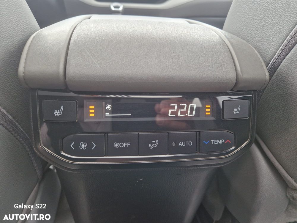 Toyota Highlander 2.5 L Dynamic Force 248CP Luxury Pearly - 28