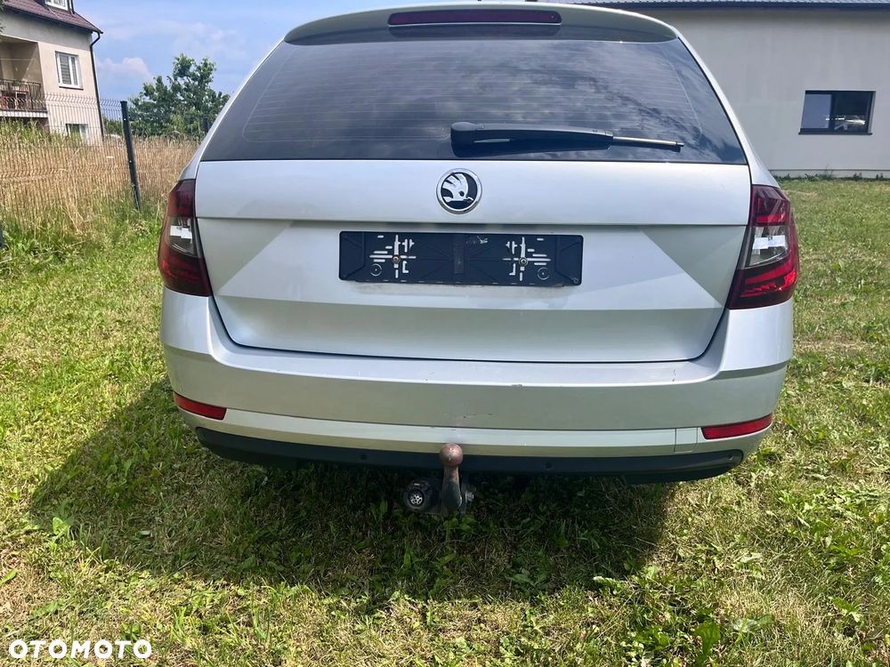 Skoda Octavia - 3