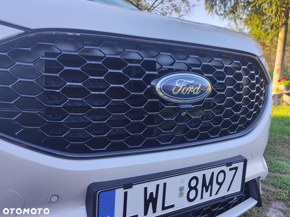 Ford Edge - 31
