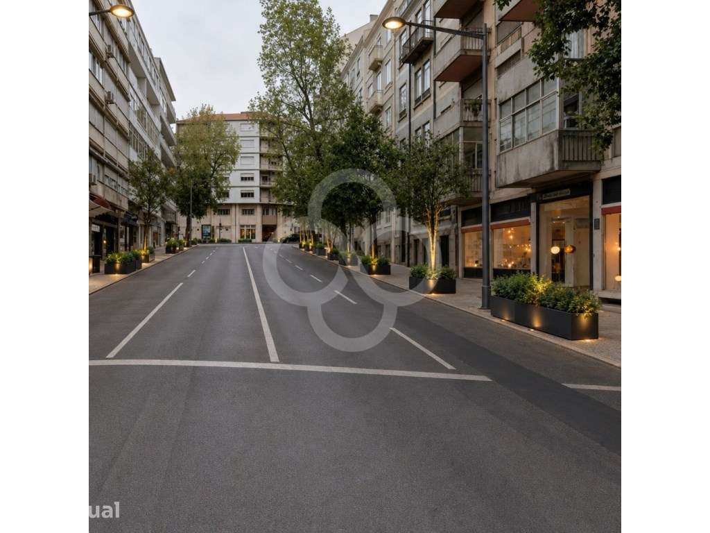 Predio na zona do marques de Pombal para remodelação em Lisboa - Grande imagem: 4/10