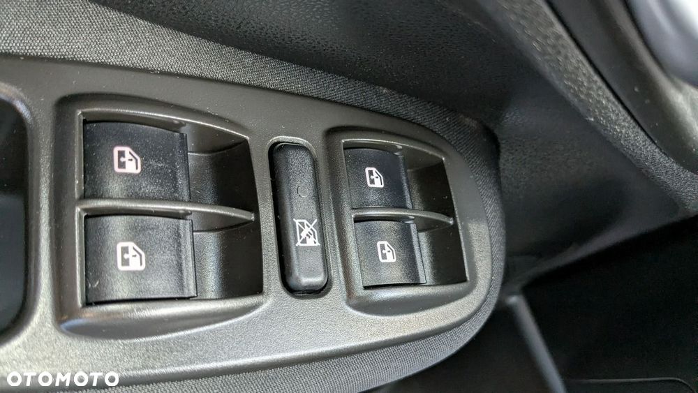 Fiat 500L Cross 1.4 16V - 31