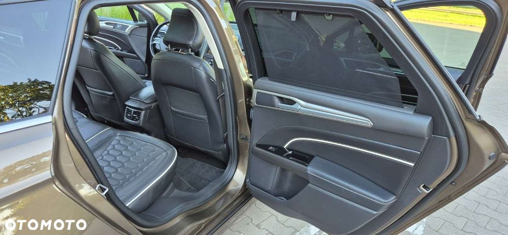 Ford Mondeo Vignale 2.0 TDCi 4WD PowerShift - 14