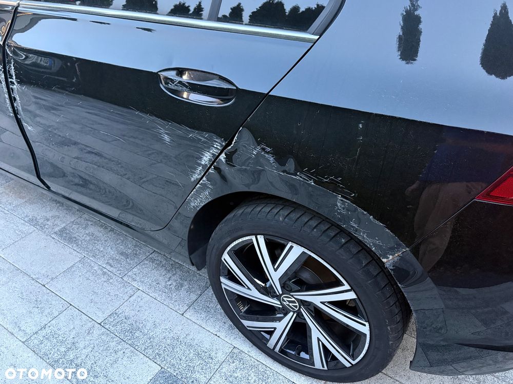 Volkswagen Golf - 28