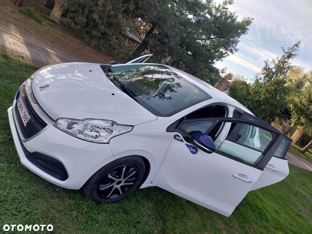 Peugeot 208 - 31