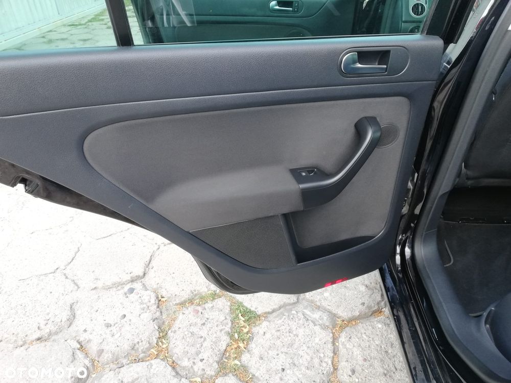 Volkswagen Golf Plus 1.6 TDI DPF BlueMotion Technology DSG Life - 14