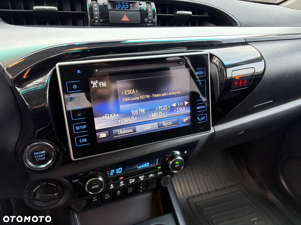 Toyota Hilux 2.4 D-4D Double Cab SR5 4x4 - 20