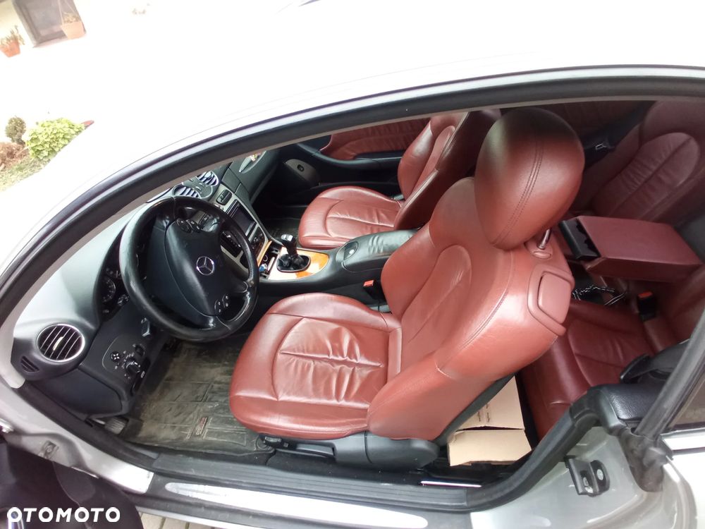 Mercedes-Benz CLK 240 Elegance - 2