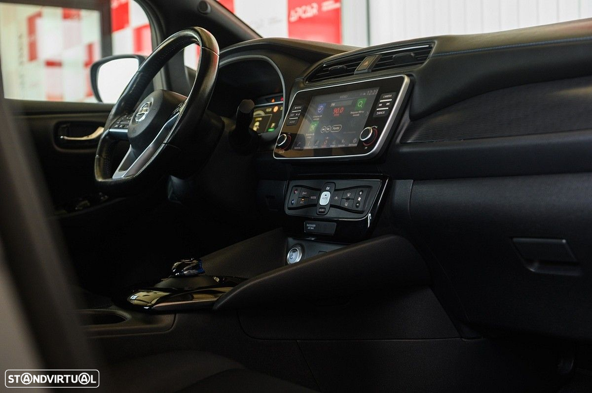 Nissan Leaf Acenta - 32