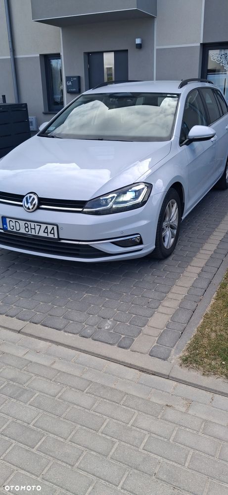 Volkswagen Golf - 4