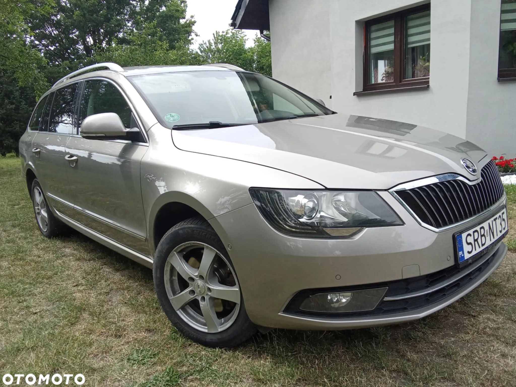 Skoda Superb 2.0 TDI 4x4 L&K DSG - 1