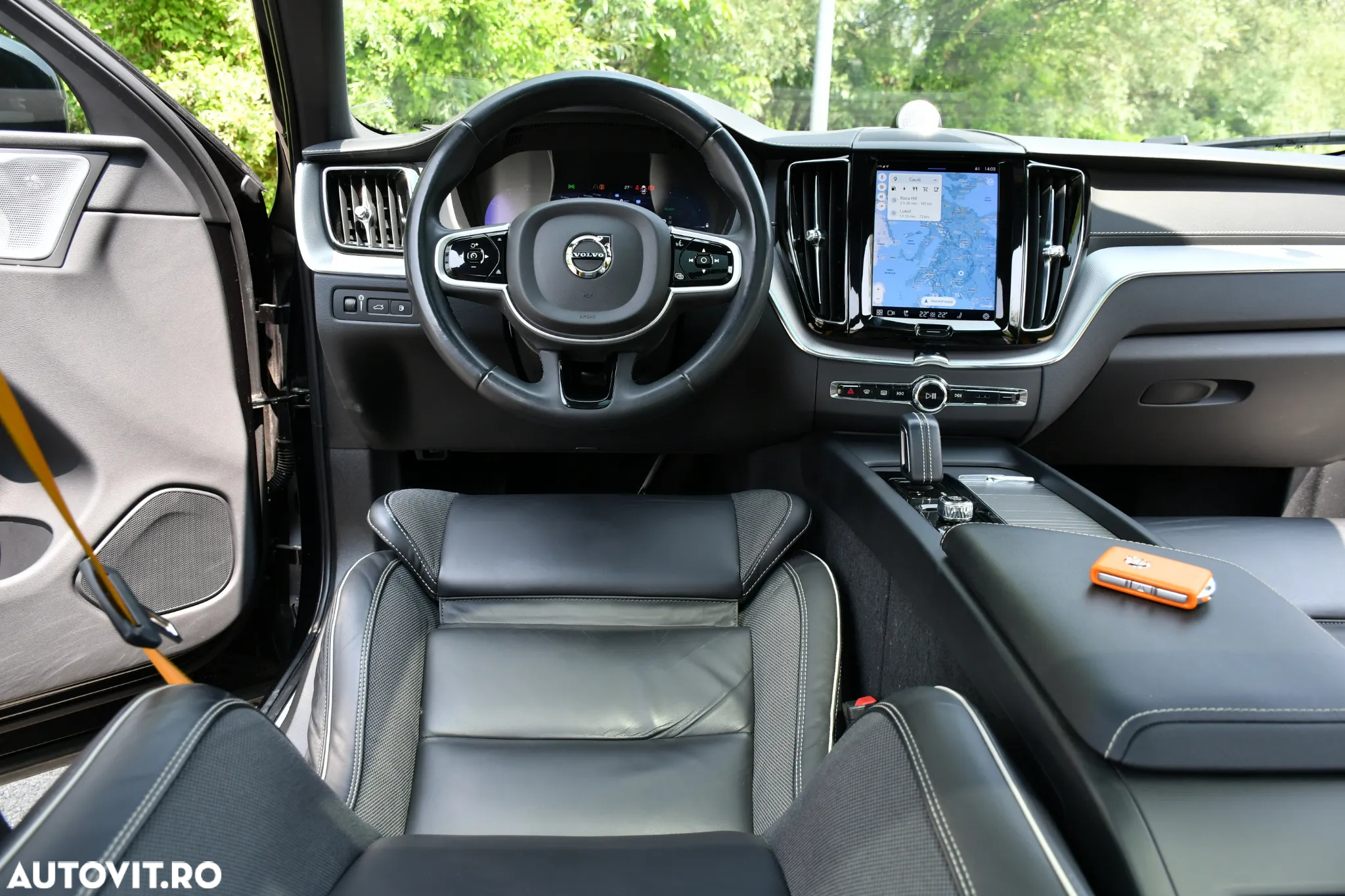Volvo XC 60 Recharge T8 Twin Engine eAWD Polestar Engineered - 28