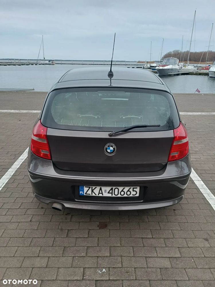 BMW Seria 1 118d DPF - 5
