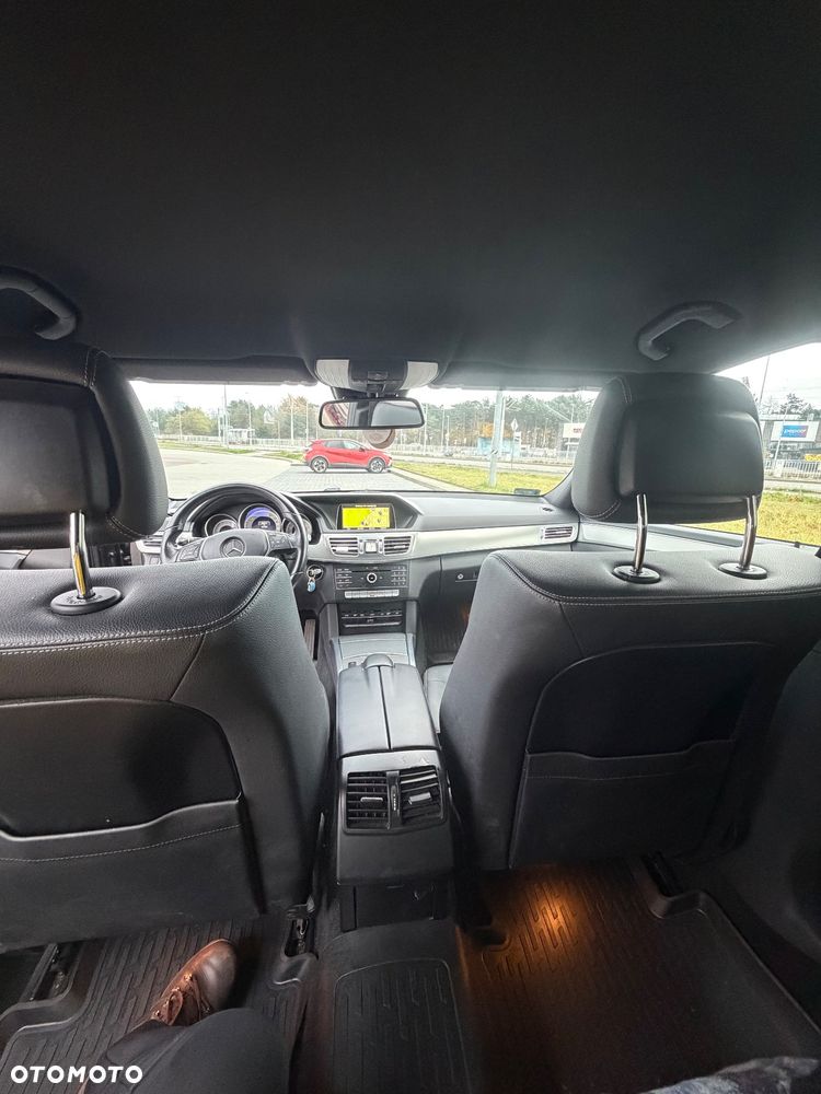 Mercedes-Benz Klasa E - 9