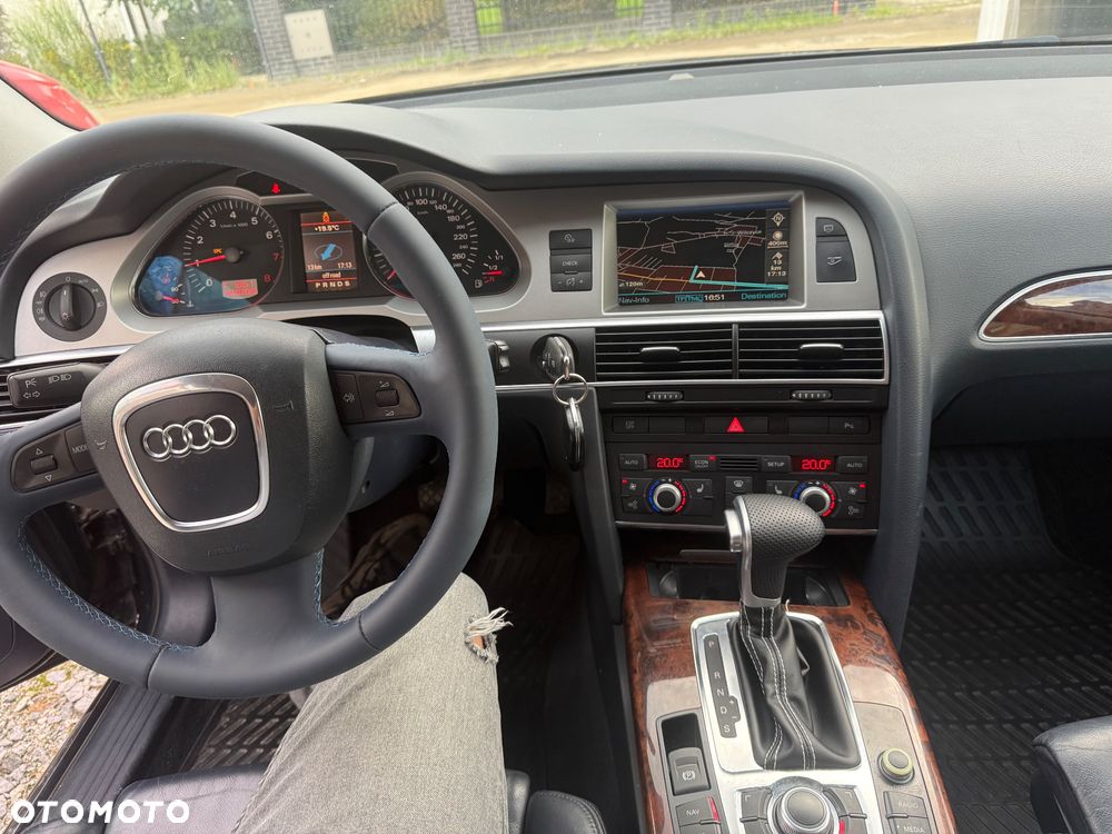Audi A6 Avant 2.4 multitronic - 2