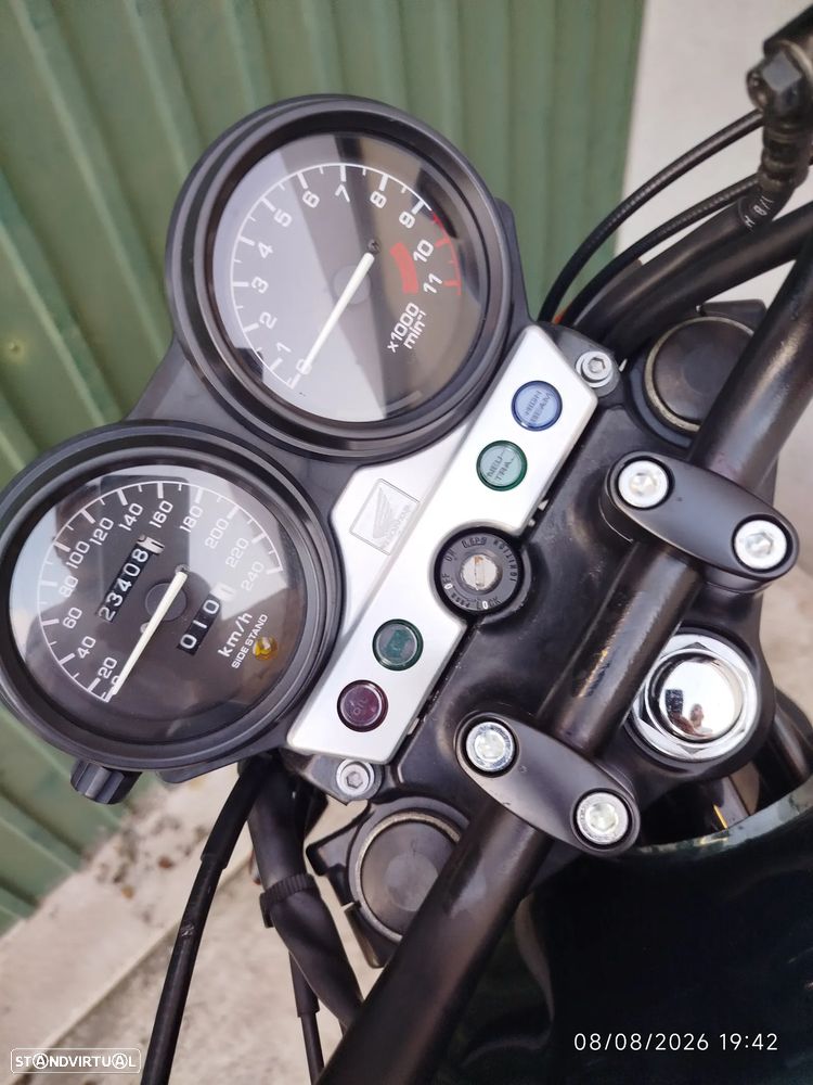 Honda CB Seven Fifty - 9