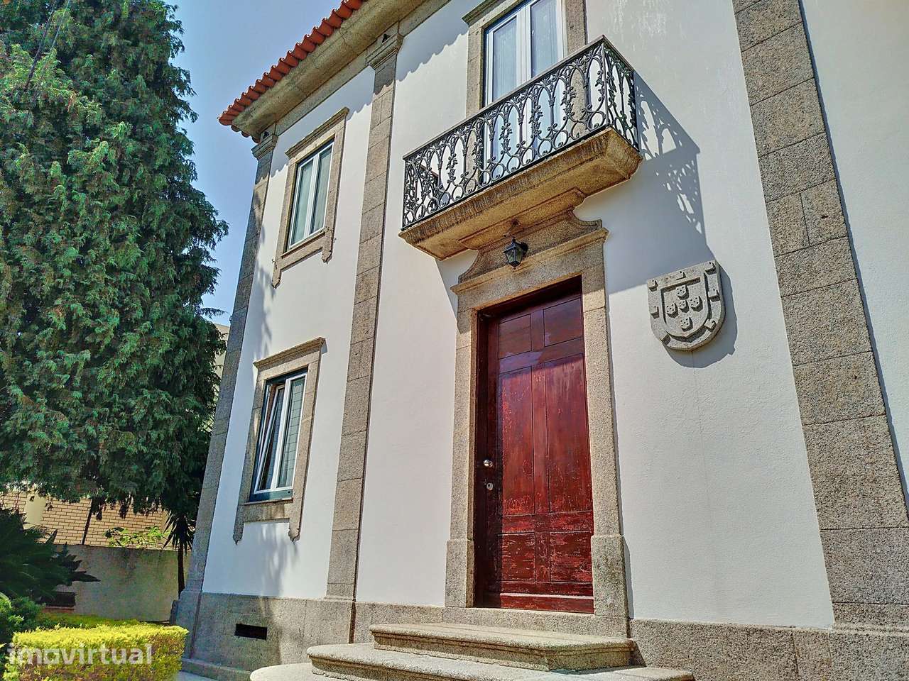 Moradia com 4 quartos do Séc XIX na Meadela com o conforto do séc XXI - Grande imagem: 2/47
