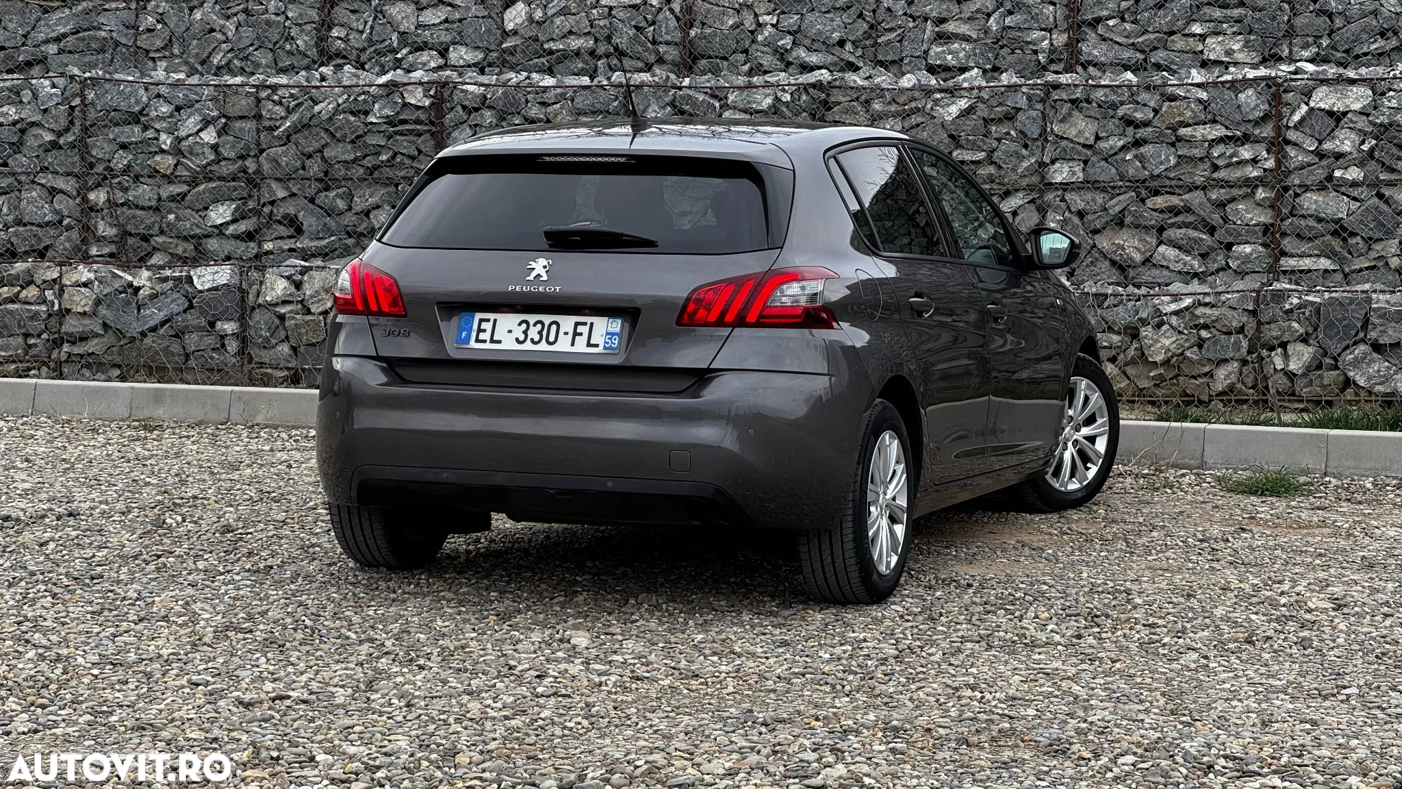 Peugeot 308 PureTech 110 Stop & Start Style - 4