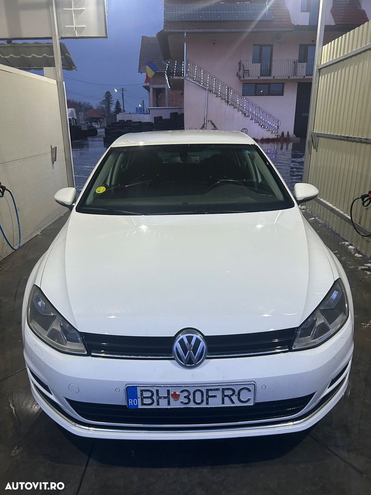 Volkswagen Golf 1.6 TDI BlueMotion Technology Lounge - 6