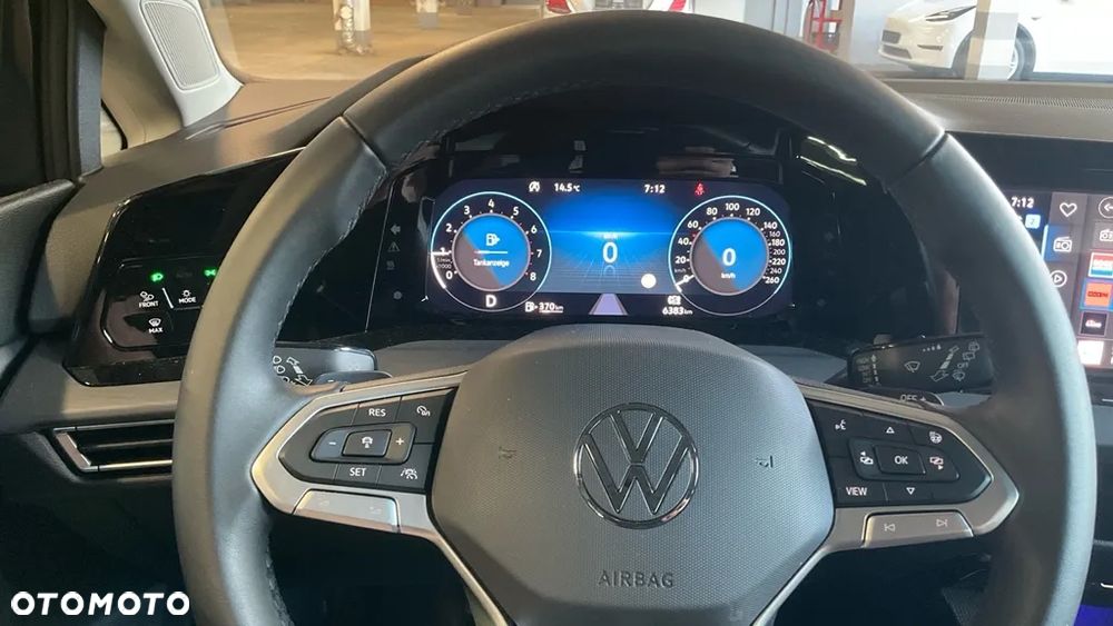 Volkswagen Golf 1.5 eTSI OPF DSG Style - 2