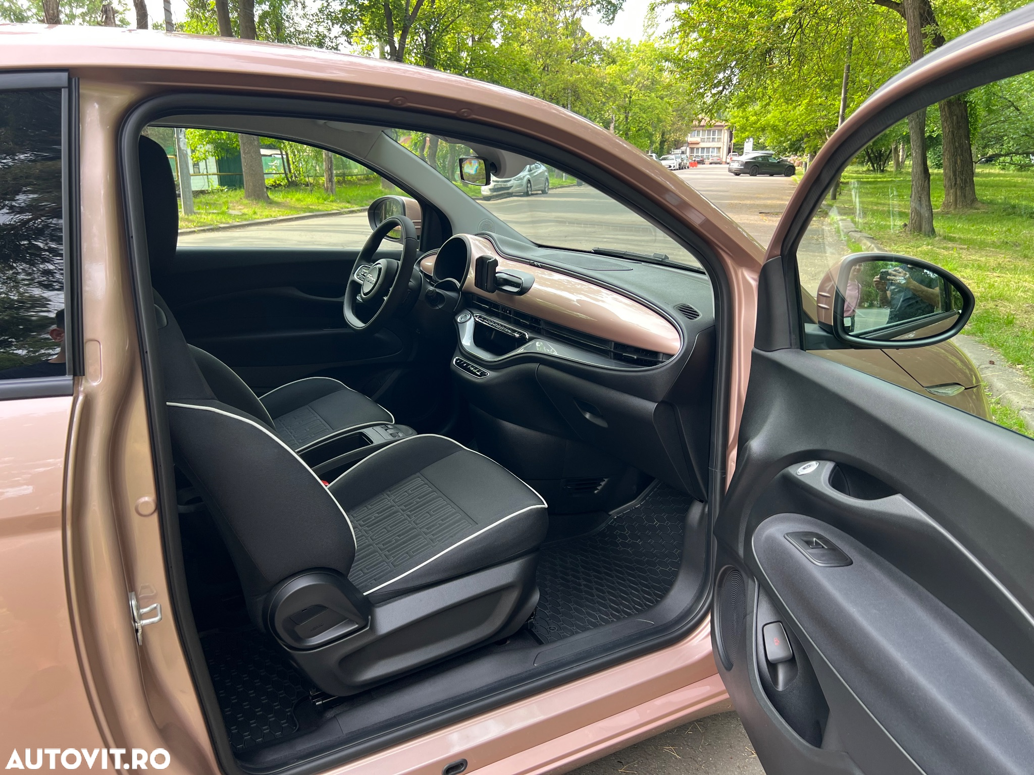 Fiat 500 500e Hatchback - 10