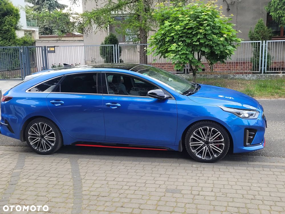 Kia ProCeed - 1