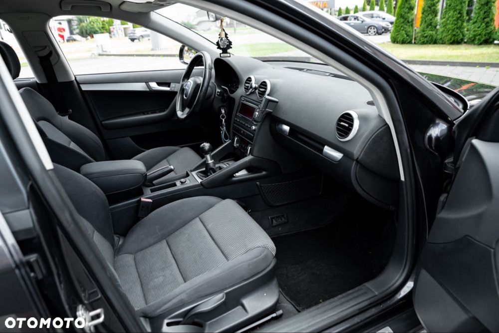 Audi A3 Sportback 2.0 TDI DPF S line Sportpaket - 25