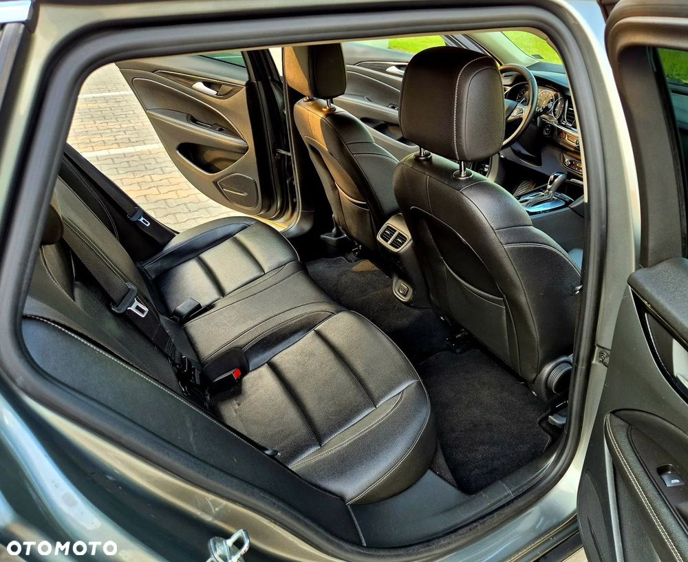 Opel Insignia 2.0 CDTI Exclusive S&S - 29