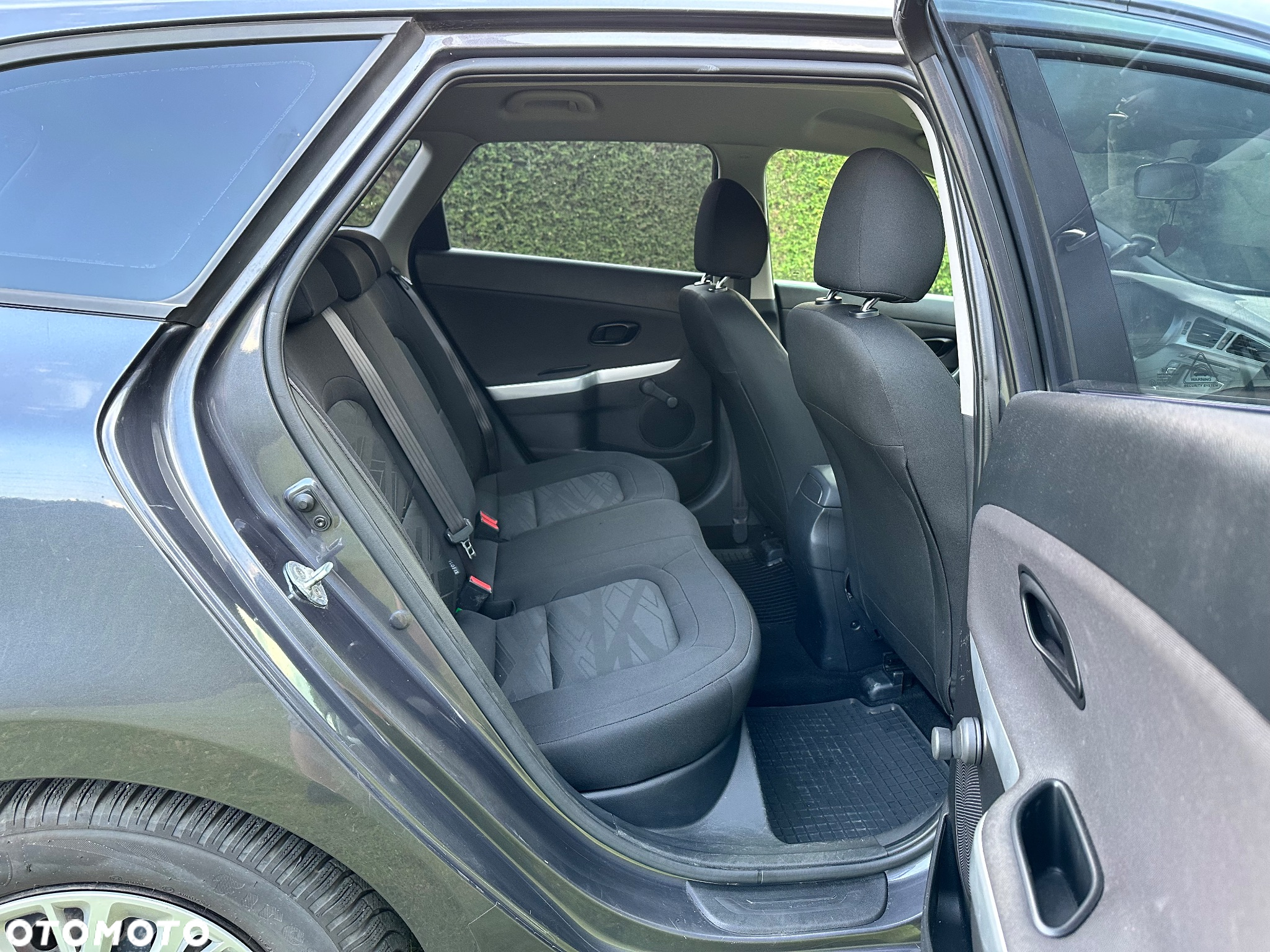 Kia Ceed Cee'd 1.6 CRDi S - 27