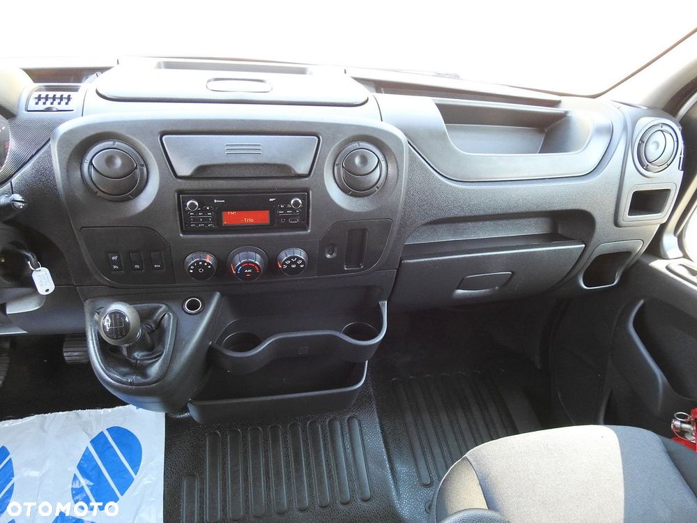 Renault MASTER PLANDEKA 8 PALET WEBASTO TEMPOMAT KLIMATYZACJA PNEUMATYKA  170KM - 33