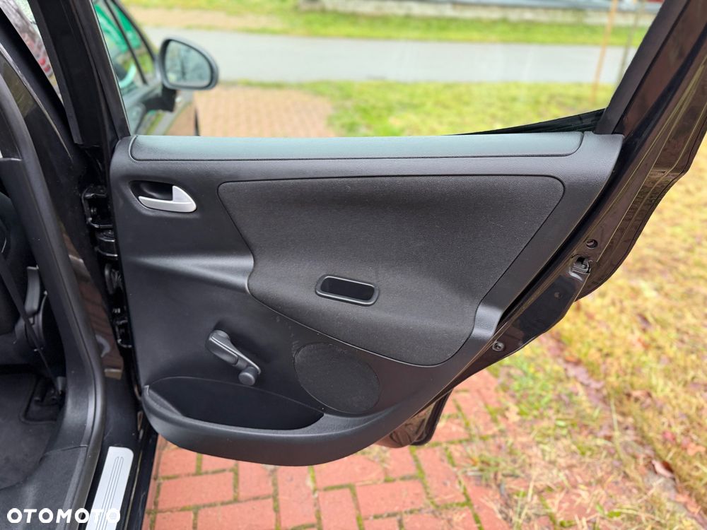 Peugeot 207 HDi FAP 90 (Blue Lion) Business-Line Niveau 2 - 32