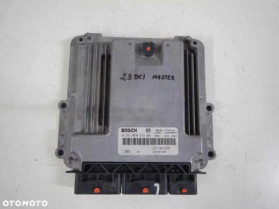 Master 2,3 BOSCH 0281019382 i 237102499R Komputer - 2