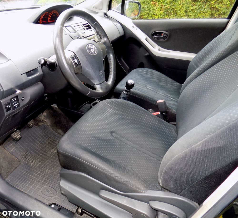 Toyota Yaris 1.33 Sol - 15