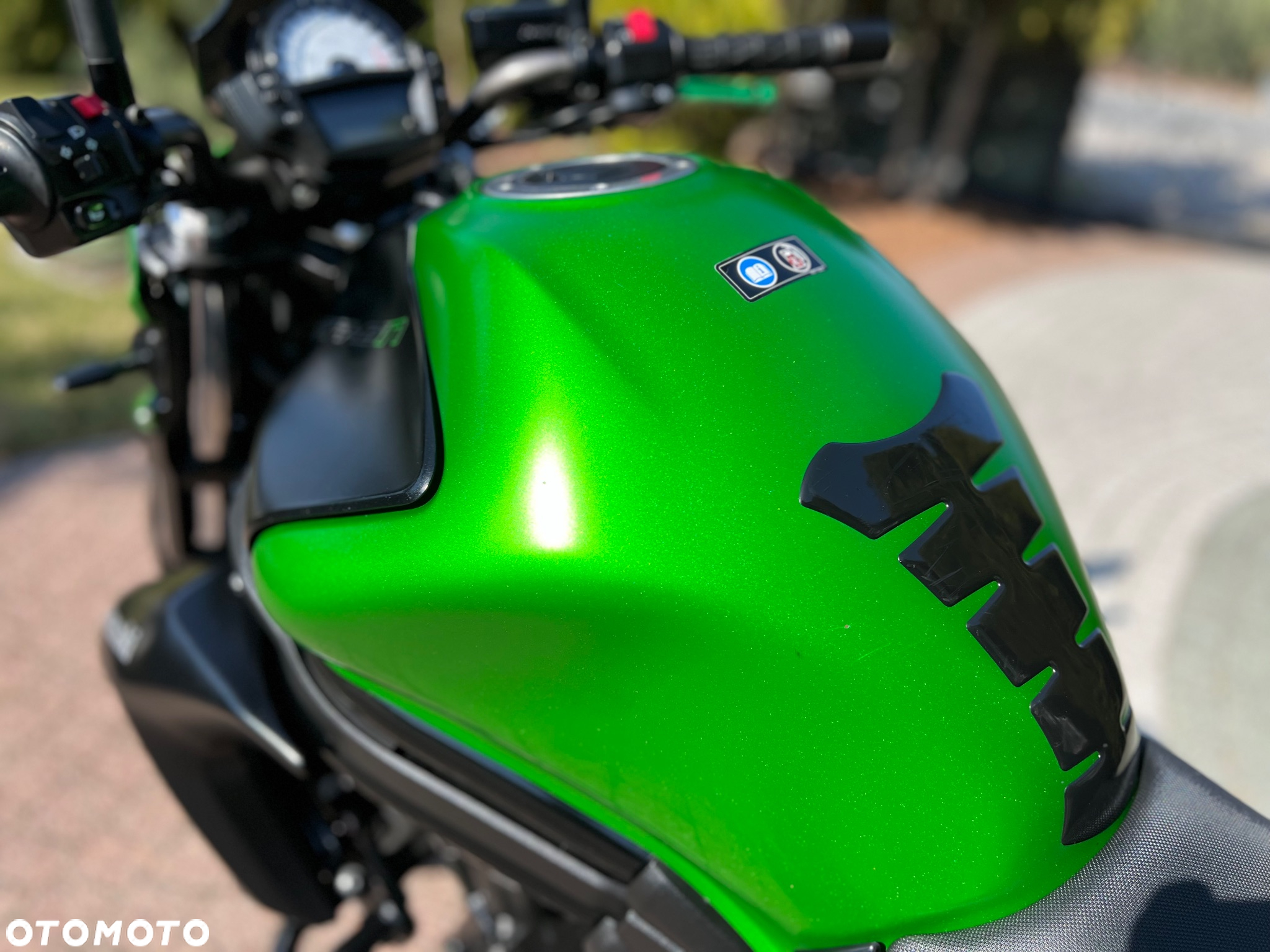 Kawasaki ER - 33