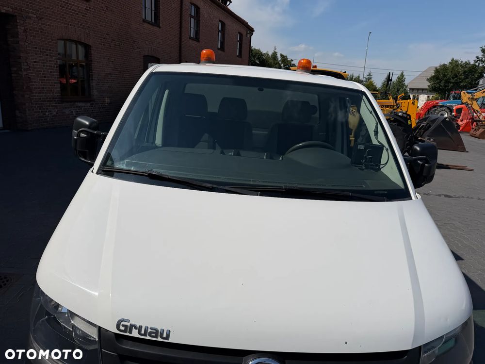 Volkswagen T5 - 11