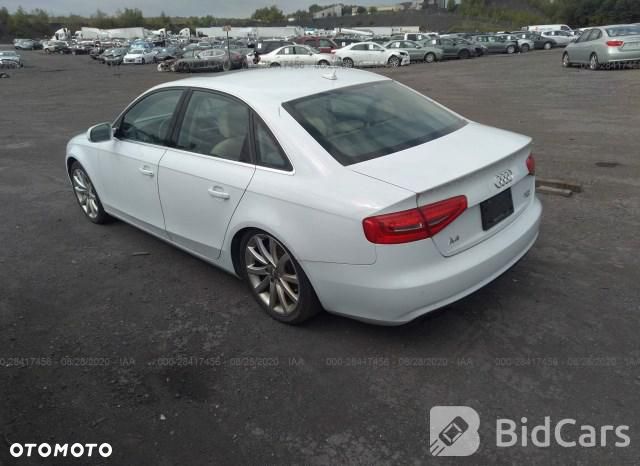 Audi A4 Limousine - 24