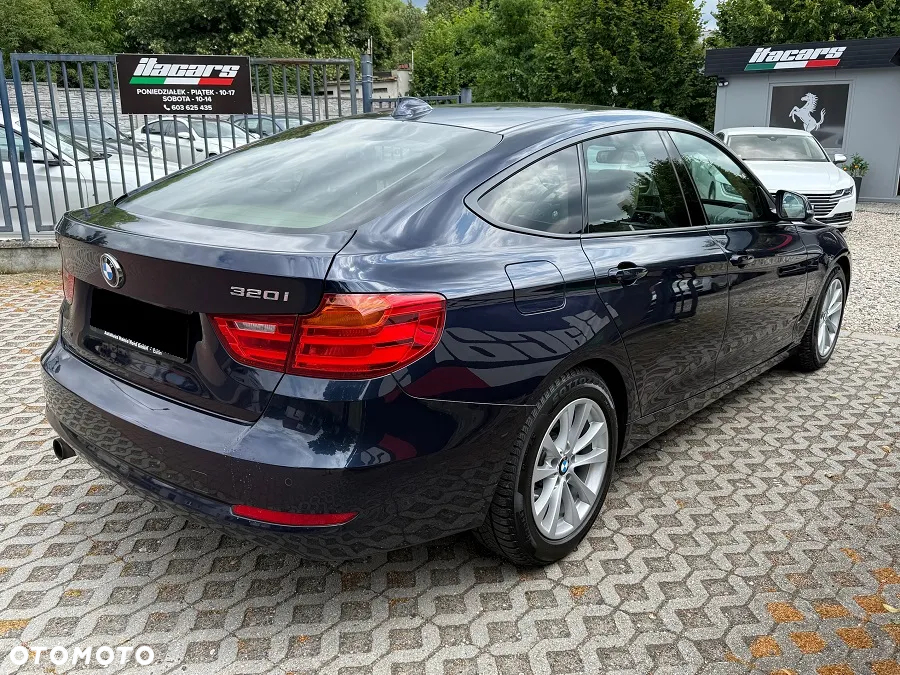 BMW 3GT 320i xDrive GT Sport-Aut Luxury Line - 6