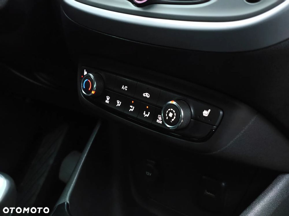 Opel Crossland X 1.2 T Enjoy S&S - 17