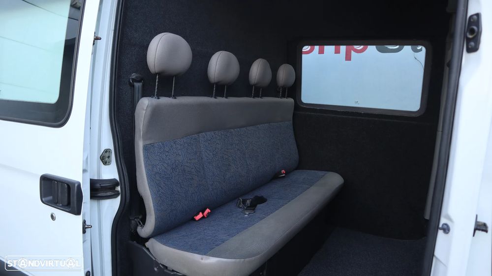 Renault Master 2.5 dci 100 L2H2 7 lugares - 7