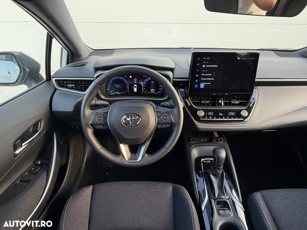 Toyota Corolla - 22