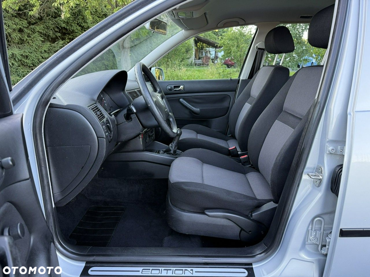 Volkswagen Golf 1.4 Comfortline - 35