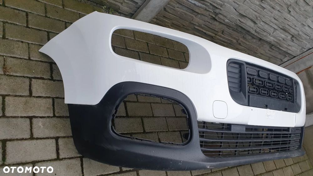 Zderzak Citroen Berlingo IV 2018 - - 2