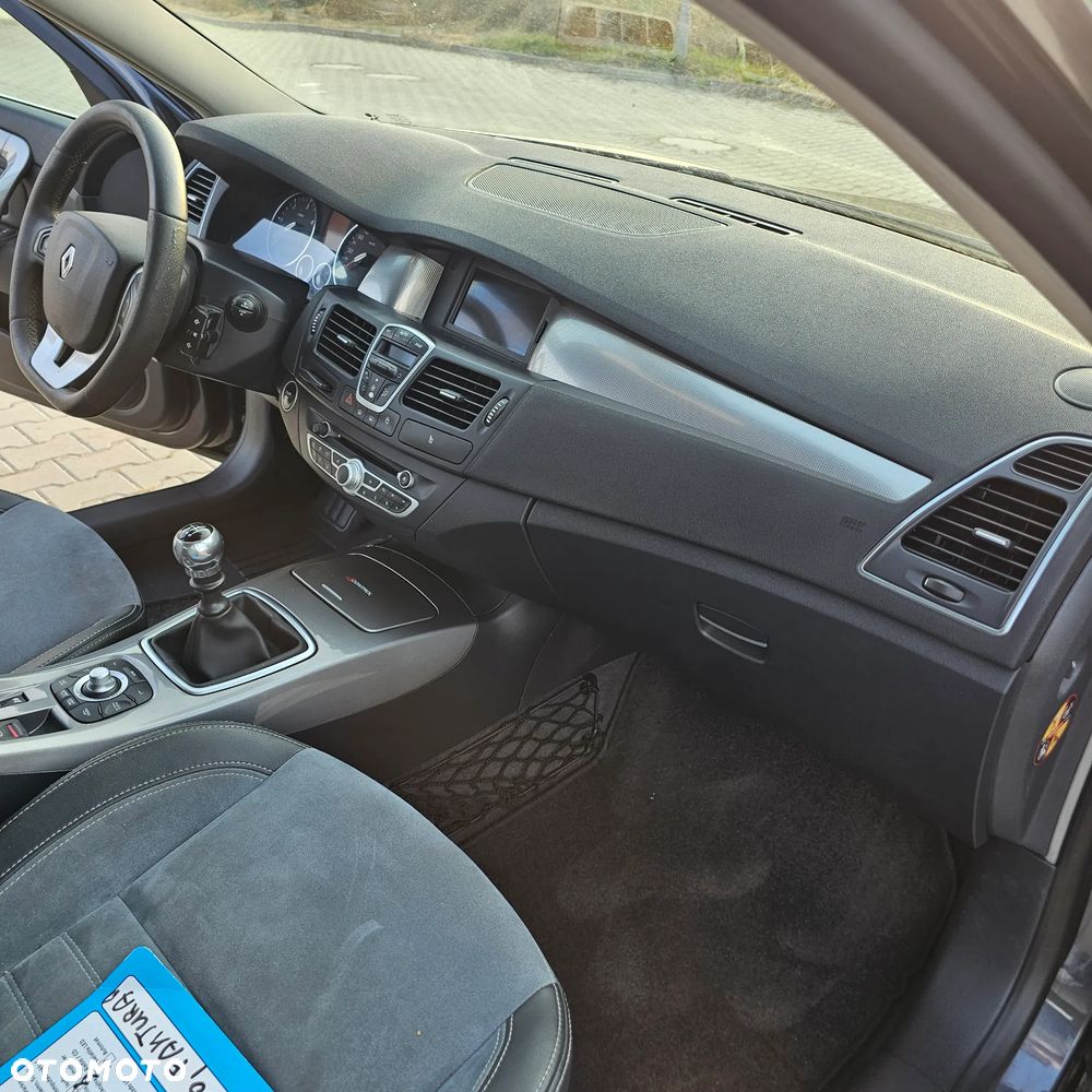 Renault Laguna dCi 180 FAP GT - 11