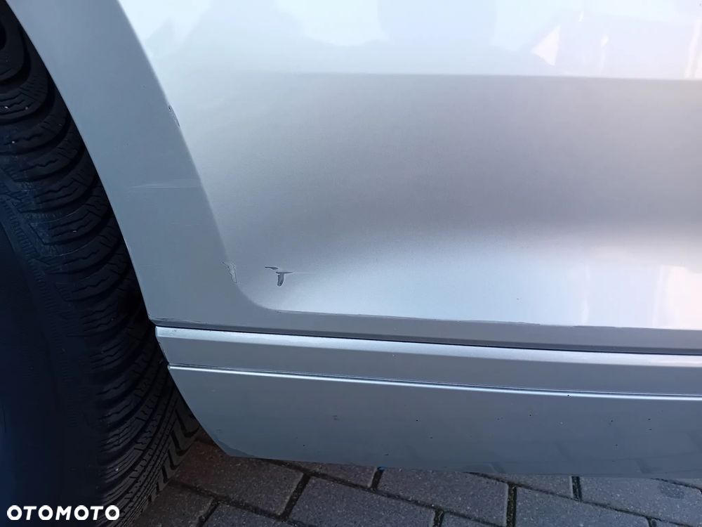 Volkswagen Passat 2.0 TDI SCR DSG Elegance - 12
