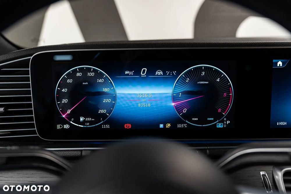 Mercedes-Benz GLE - 25