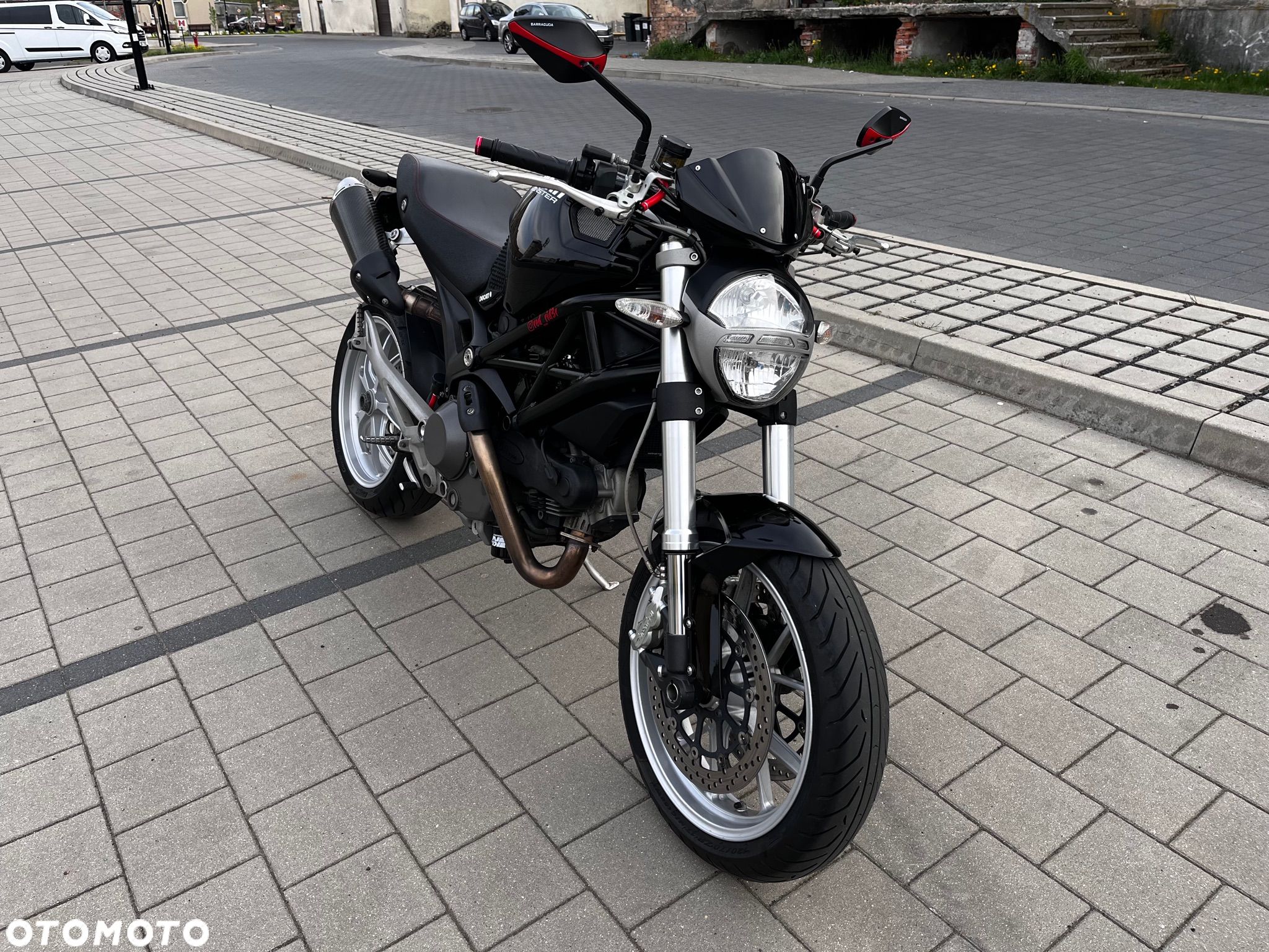 Ducati Monster - 1