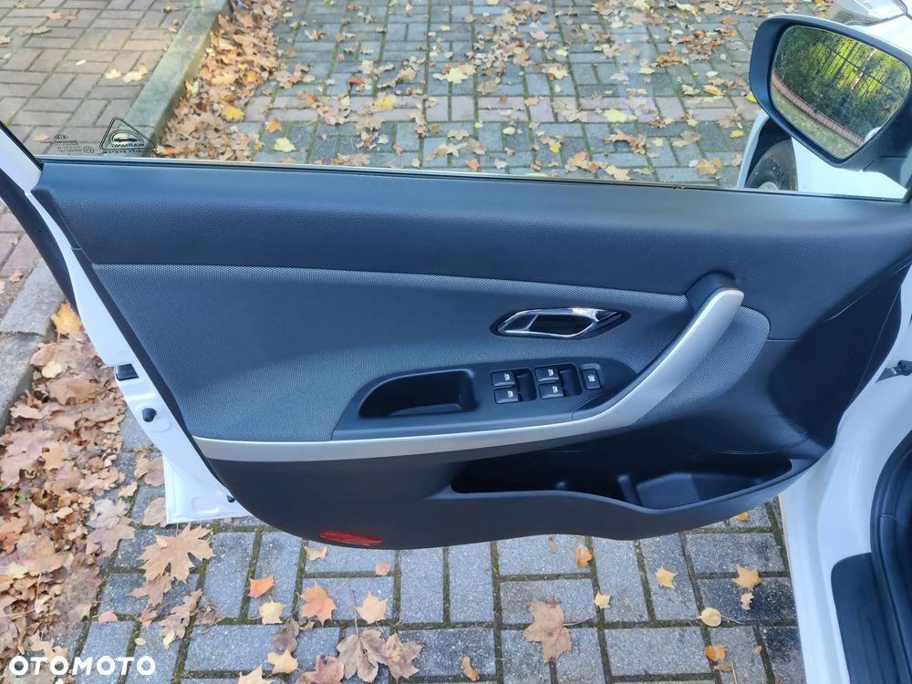 Kia Ceed - 16